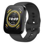 Montre connectée Amazfit Bip 5 affichant un cadran coloré.