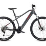 VTT électrique BH Atom 29 noir et rouge avec batterie intégrée.