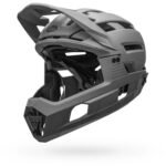 Casque VTT Bell Super Air R Spherical noir avec mentonnière détachée.