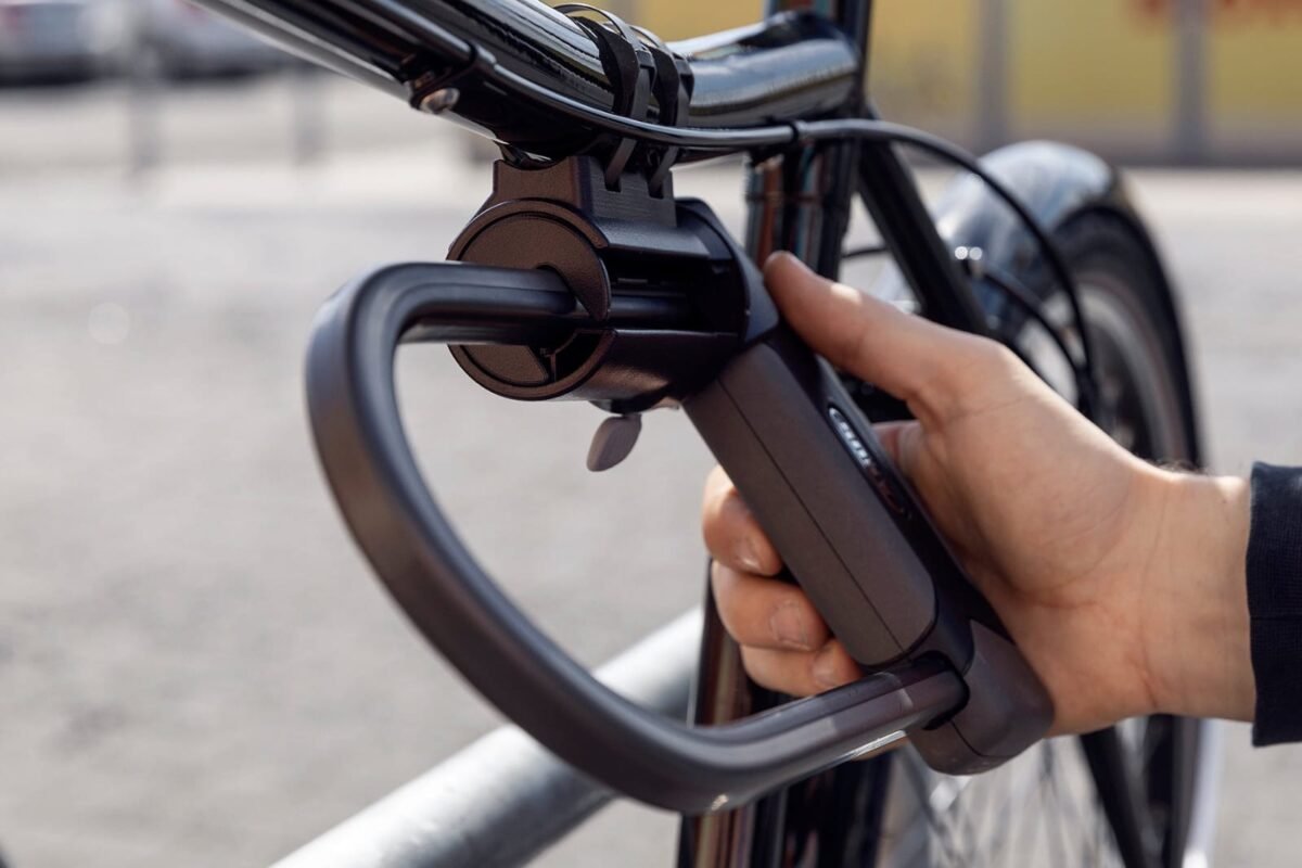 Antivol Abus Granit XPlus 540 fixé sur un cadre de vélo.
