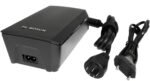 Chargeur Bosch 6A à côté d'une batterie PowerTube et PowerPack.