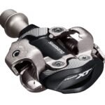 Pédales automatiques Shimano Deore XT M8100 noires pour VTT.