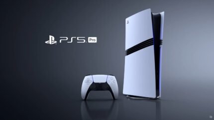 Console PlayStation 5 Pro avec ses trois bandes latérales distinctives.