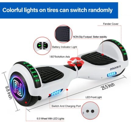 Gros plan sur les pédales antidérapantes du SISIGAD Hoverboard.