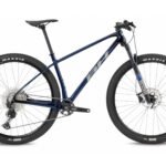 Vélo électrique VTT tout-terrain avec moteur puissant et batterie longue autonomie pour randonnée et chemins accidentés