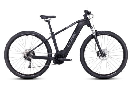 VTT électrique Cube Reaction Hybrid Performance 500 Noir 2023 de profil.