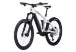 VTT électrique enduro Cube Stereo Hybrid 160 HPC en carbone.