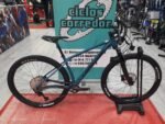 Roues 29 pouces et fourche à air du Lapierre Prorace 3.9.