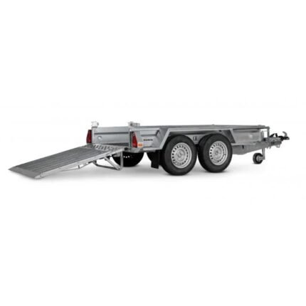 Remorque porte-engin Brenderup MT2610STB2600 avec rampes arrière.