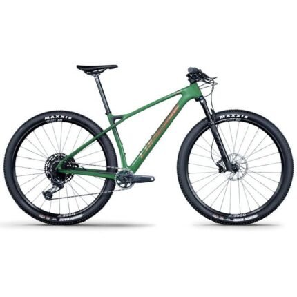 VTT carbone Lapierre Prorace 7.9 noir et carbone apparent.