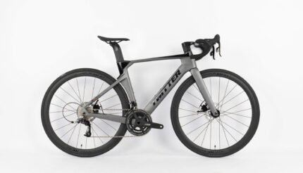 Gros plan sur le dérailleur arrière du Twitterbike R5 Pro.