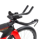 Détail du dérailleur électronique et du disque de frein sur le Bike T3.