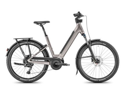 VTC électrique Moustache Samedi 27 Xroad avec cadre à enjambement bas.