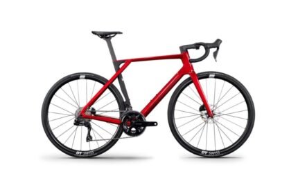 Détail du cadre 3D Tubular et freins à disque du Lapierre Xelius DRS 6.0.